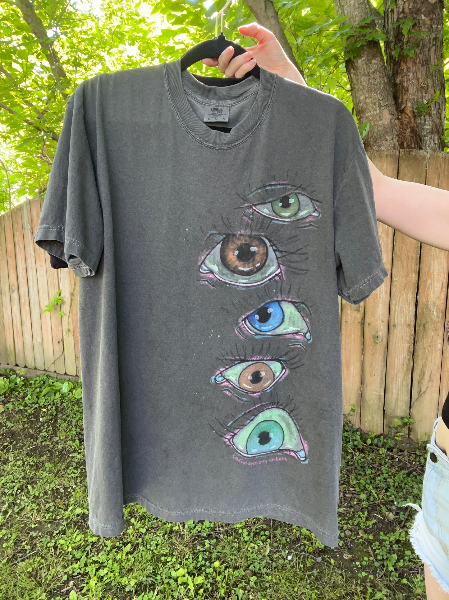 Eyes Down the Side