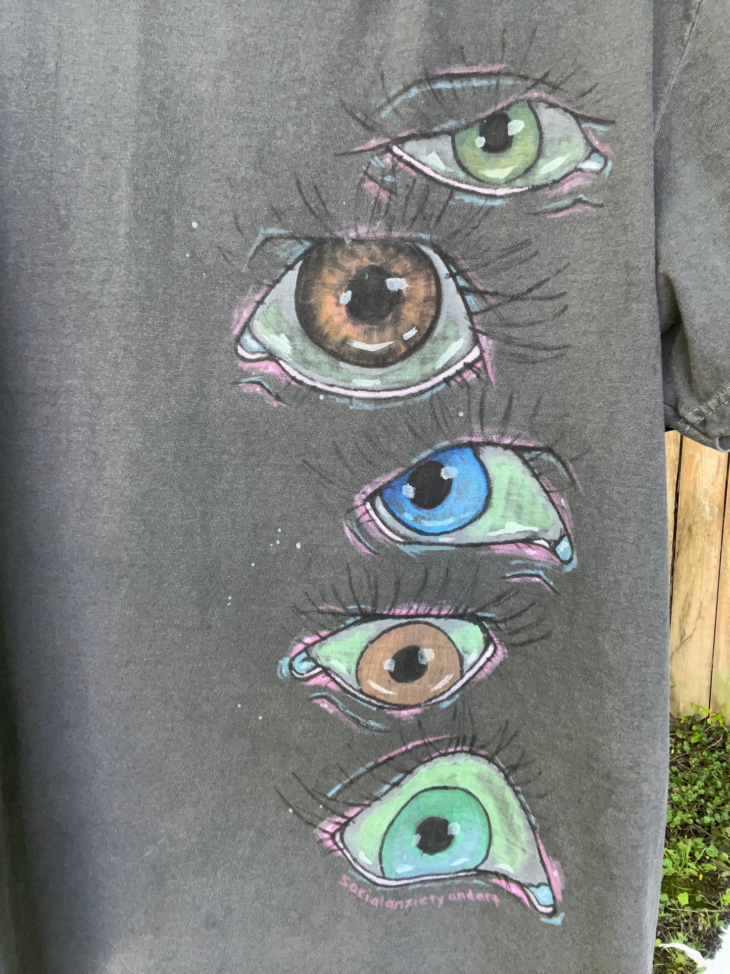 Eyes Down the Side